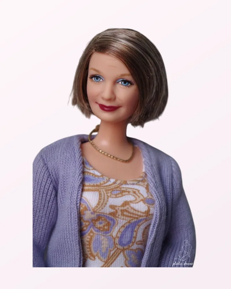 Grandma doll from Barbie Happy Family
